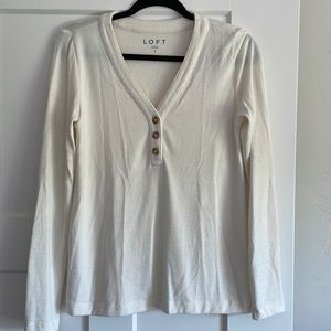 Loft casual women’s shirt with buttons
